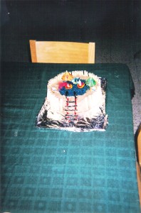 עוגת יום הולדת בריכה